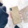 Coque silicone Studded style cloué iPhone X / XS noir, argent, rouge, or et violet 3D