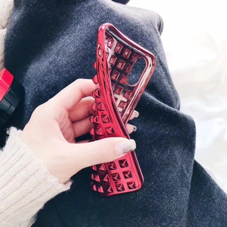 Coque silicone Studded style cloué iPhone 7 Plus / 8 Plus noir, argent, rouge, or et violet 3D