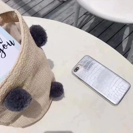 Coque style peau de crocodile argenté iPhone 7 Plus / 8 Plus