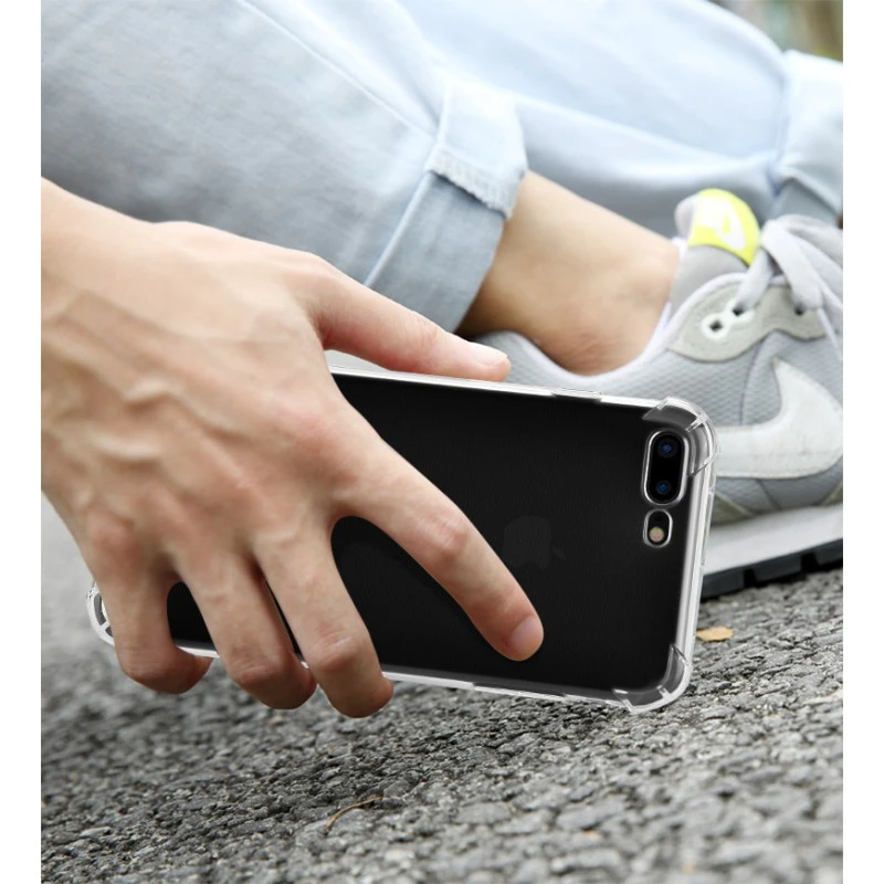 Coque transparente silicone bords renforcés iPhone X / XS